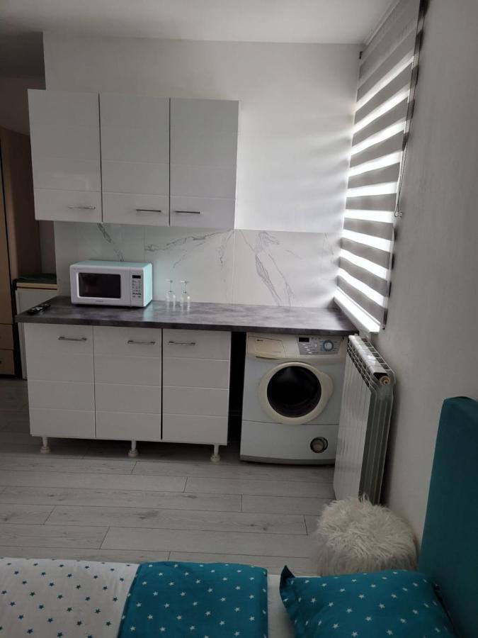 Zenlux Hotel Jászvásár Kültér fotó
