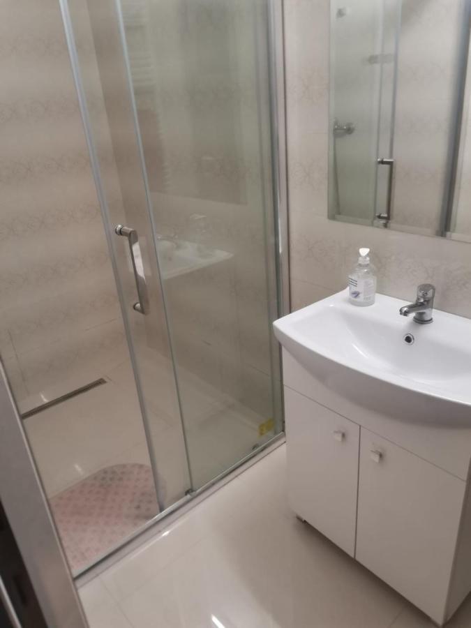 Zenlux Hotel Jászvásár Kültér fotó