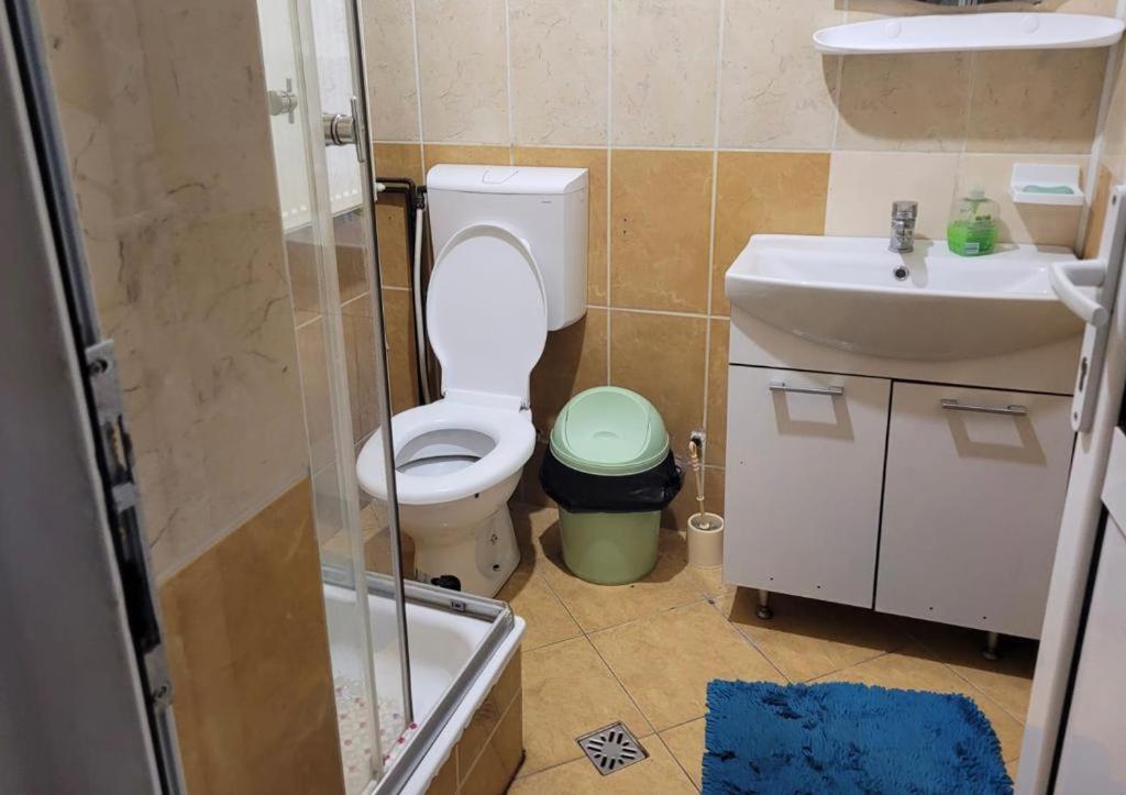 Zenlux Hotel Jászvásár Kültér fotó