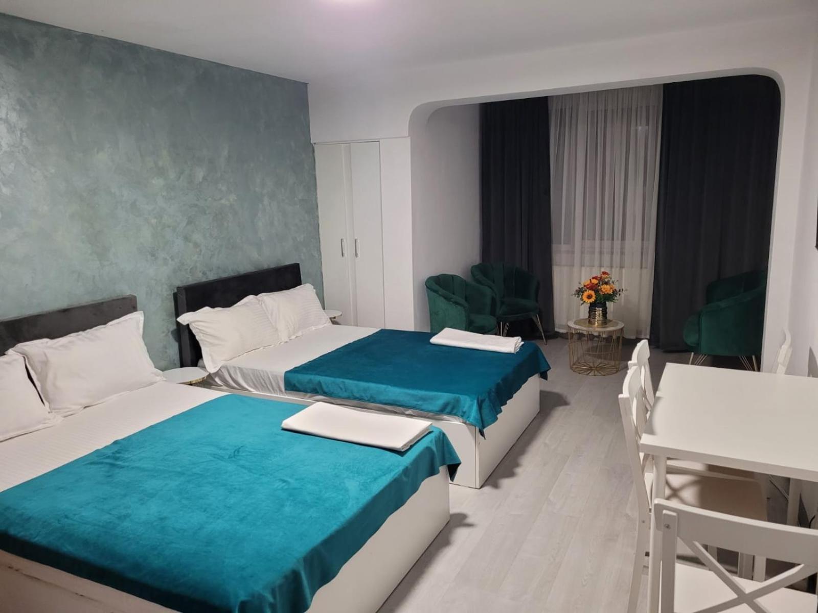 Zenlux Hotel Jászvásár Kültér fotó