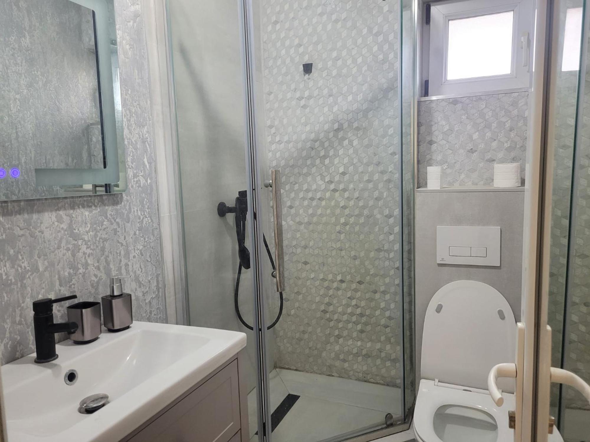 Zenlux Hotel Jászvásár Kültér fotó