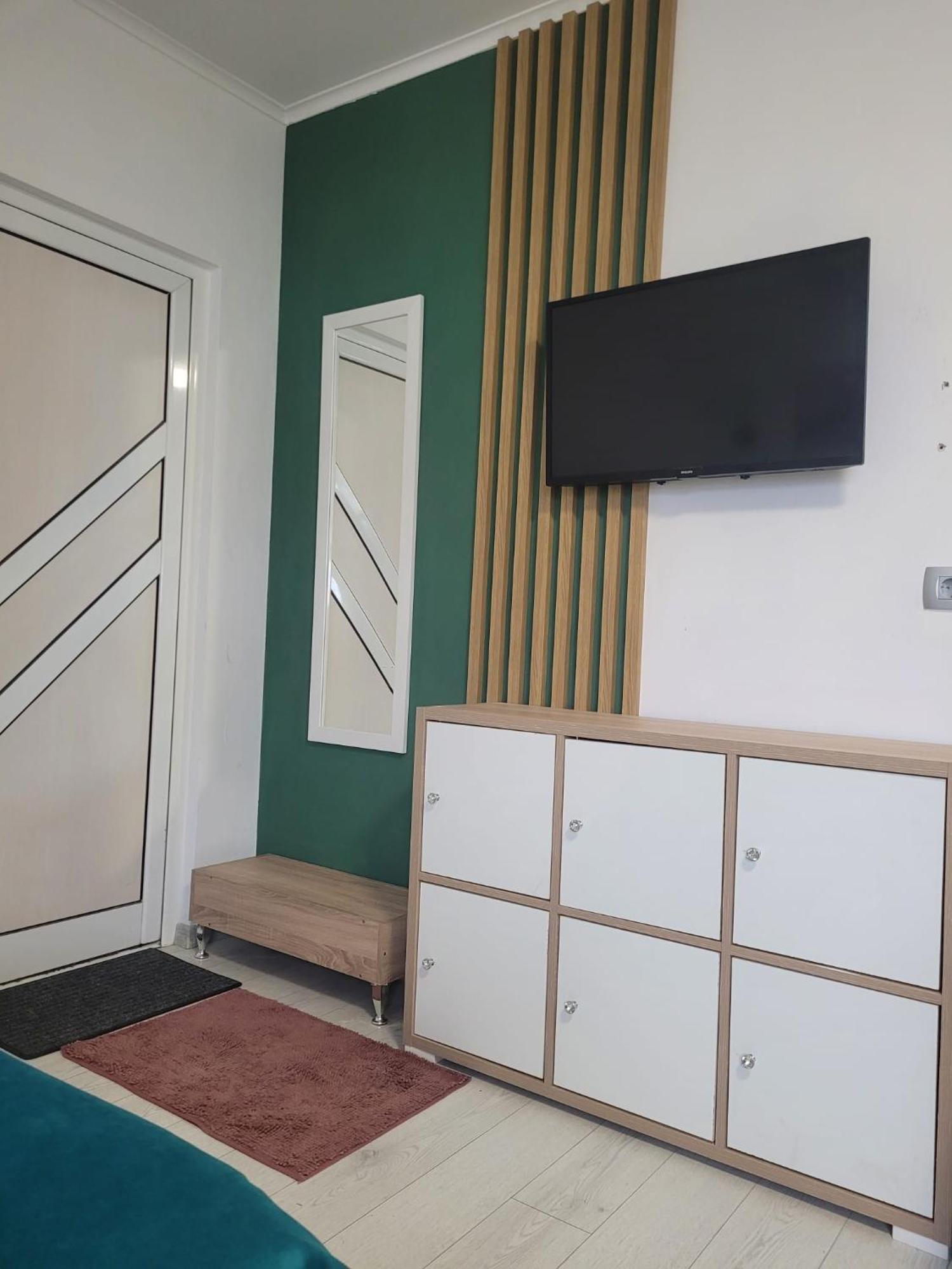 Zenlux Hotel Jászvásár Kültér fotó