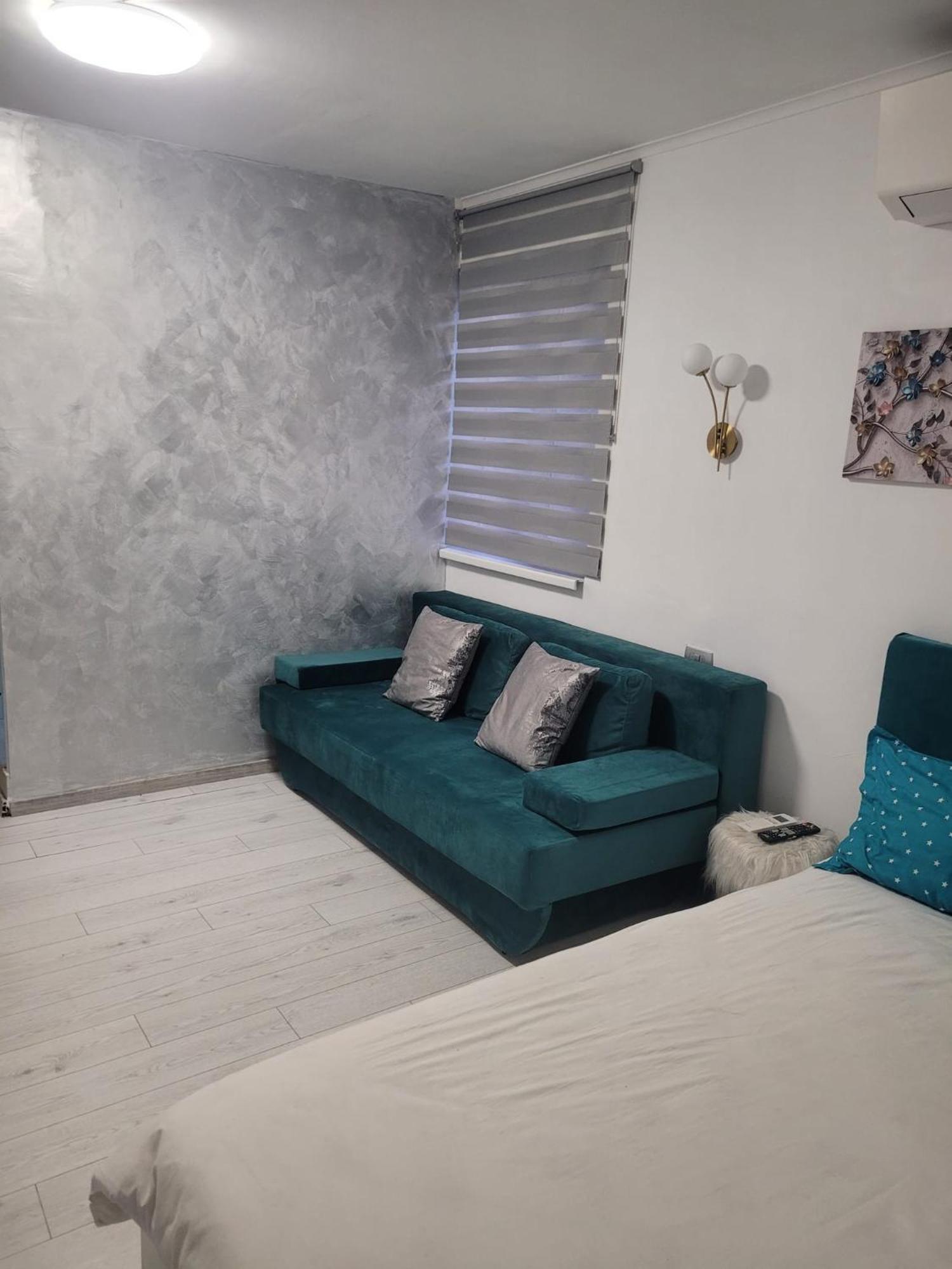 Zenlux Hotel Jászvásár Kültér fotó